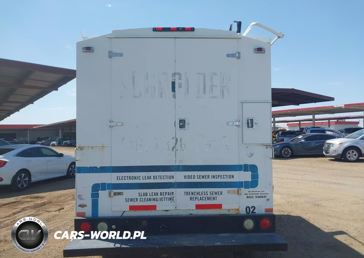 2016 Ford E-350 Cutaway VIN:1FDWE3FL4GDC31433 - 15