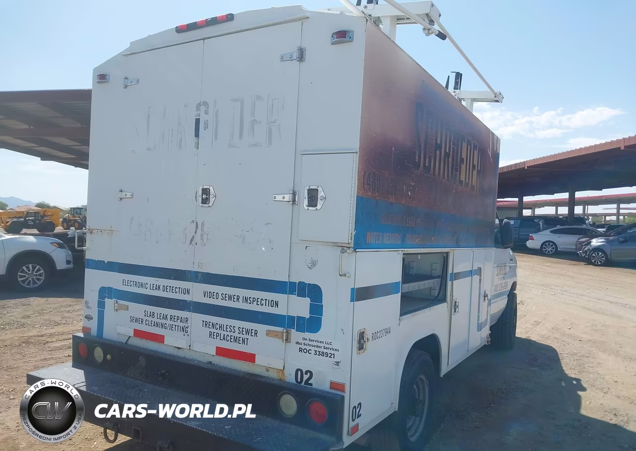 2016 Ford E-350 Cutaway VIN:1FDWE3FL4GDC31433 - 4