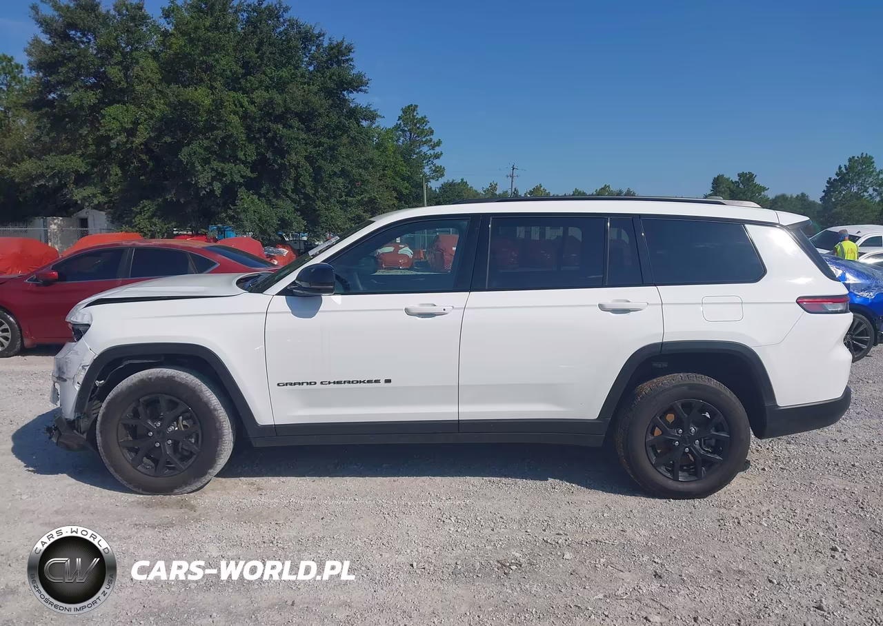 2025 Jeep Grand Cherokee L Altitude X 4X2 VIN:1C4RJJAG3S8721410 - 14