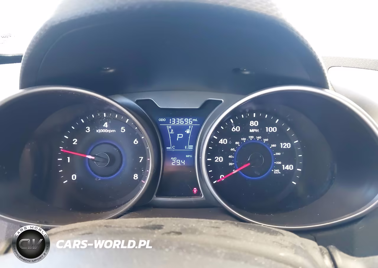 2016 Hyundai Veloster VIN:KMHTC6AD7GU277753 - 7