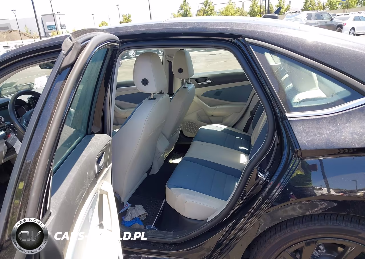 2025 Volkswagen Jetta 1.5T Se VIN:3VW7X7BU1SM068615 - 8