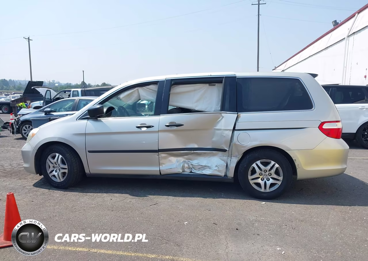 2005 Honda Odyssey Lx VIN:5FNRL38265B031381 - 13