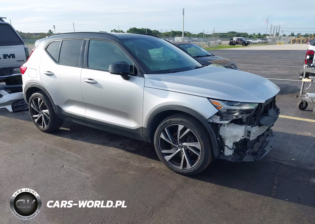 2019 Volvo Xc40 T5 R-Design