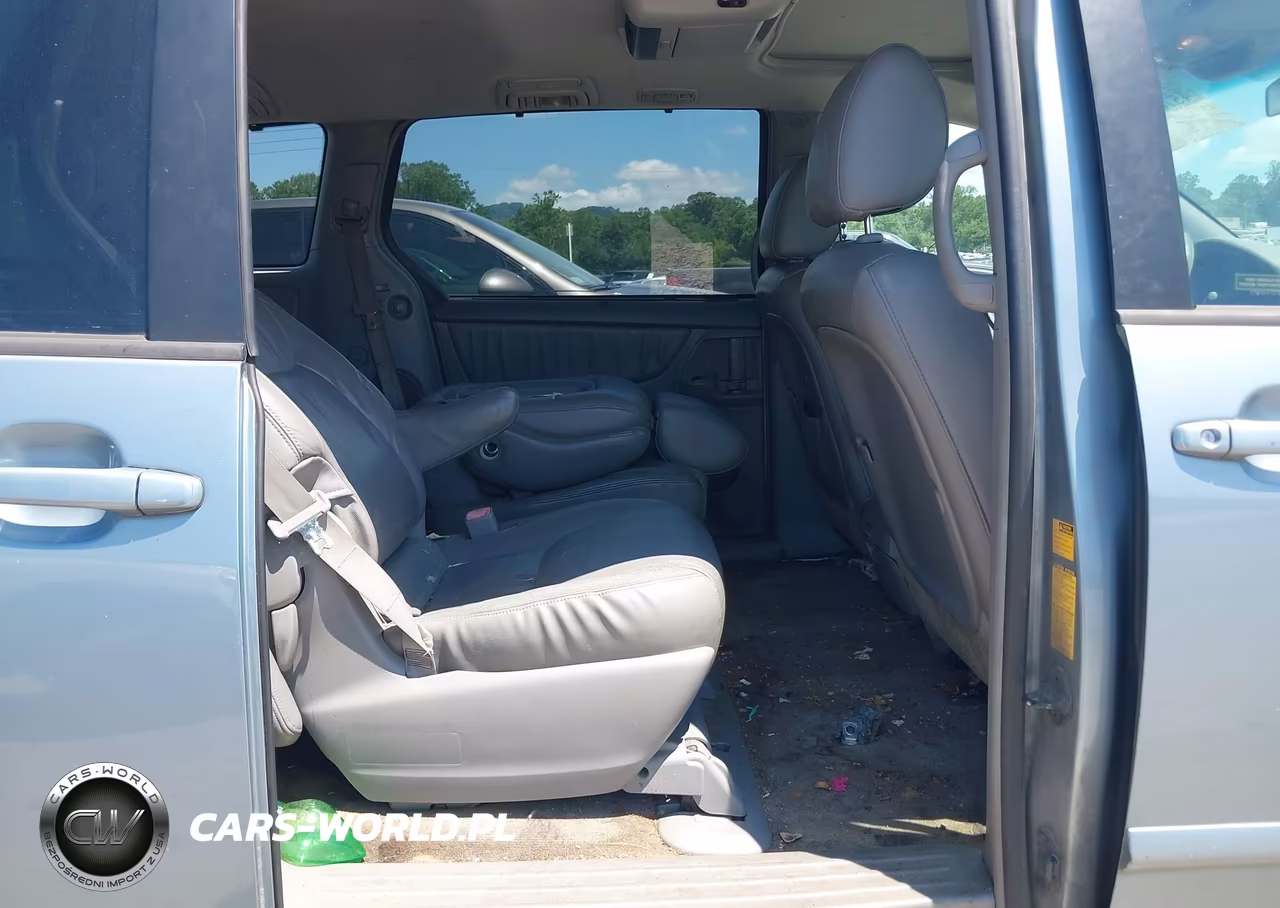 2010 Toyota Sienna Xle VIN:5TDYK4CC9AS320720 - 8