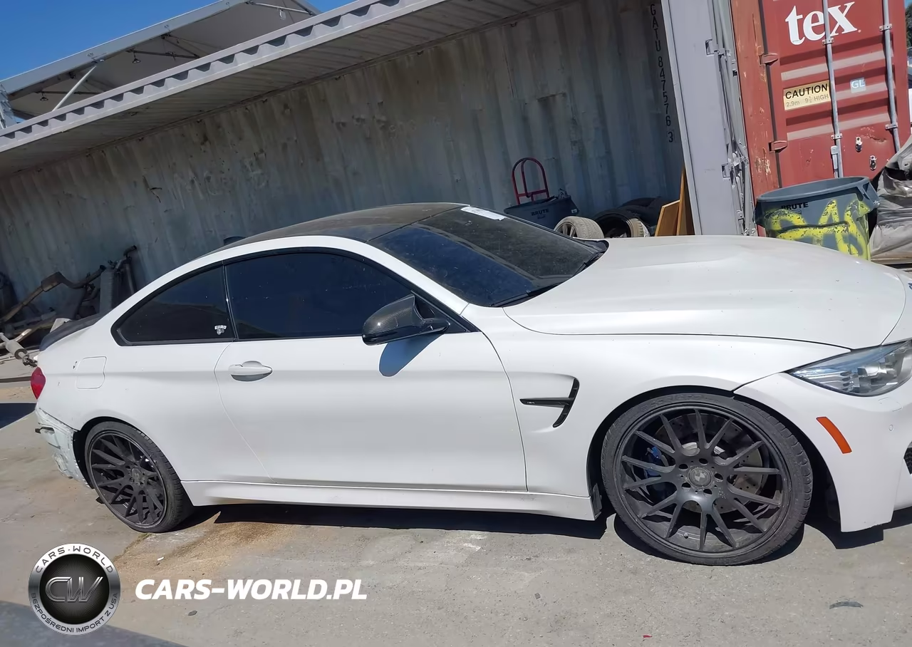 2016 BMW M4 VIN:WBS3R9C59GK336848 - 14
