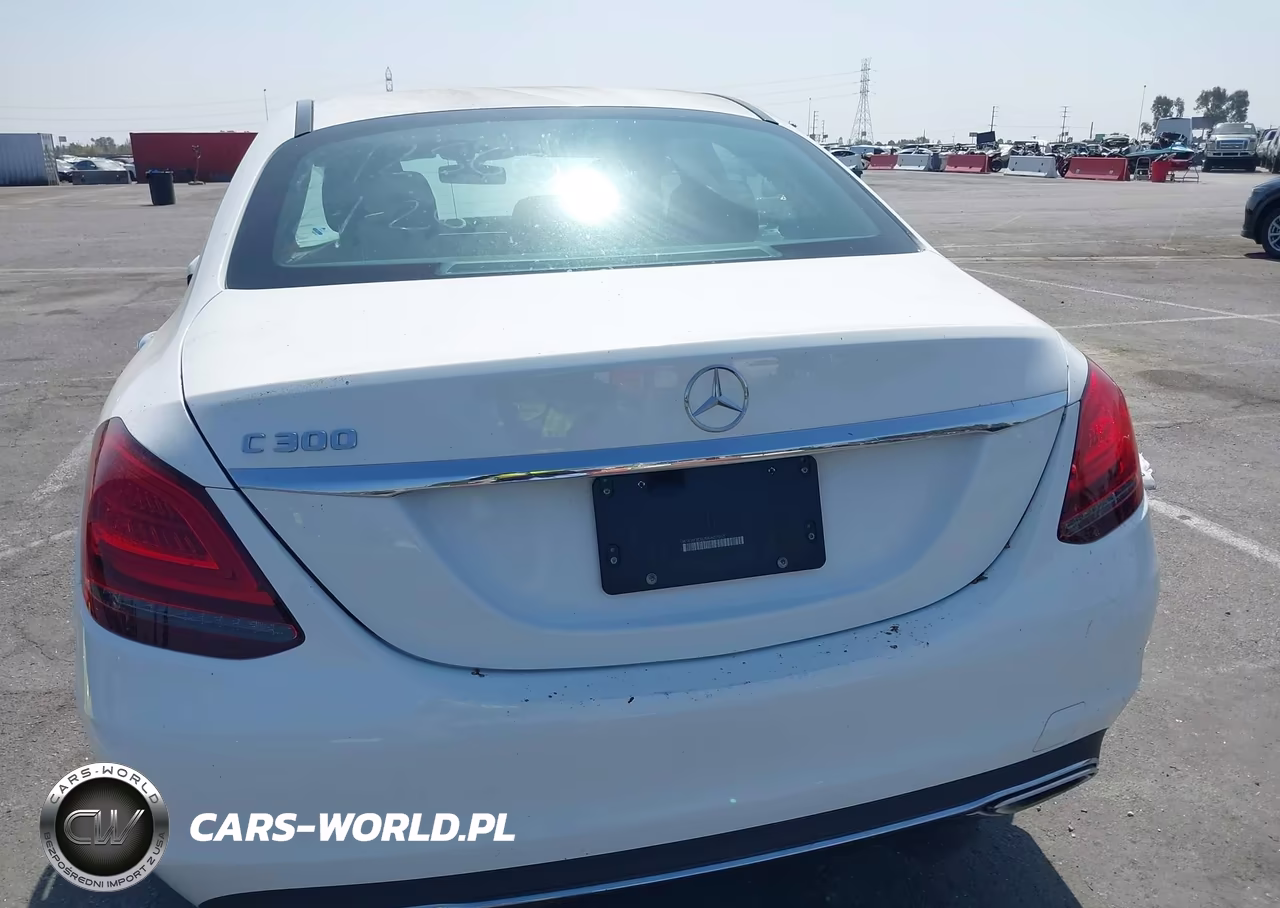2021 Mercedes-Benz C 300 Sedan VIN:W1KWF8DB2MR607057 - 17