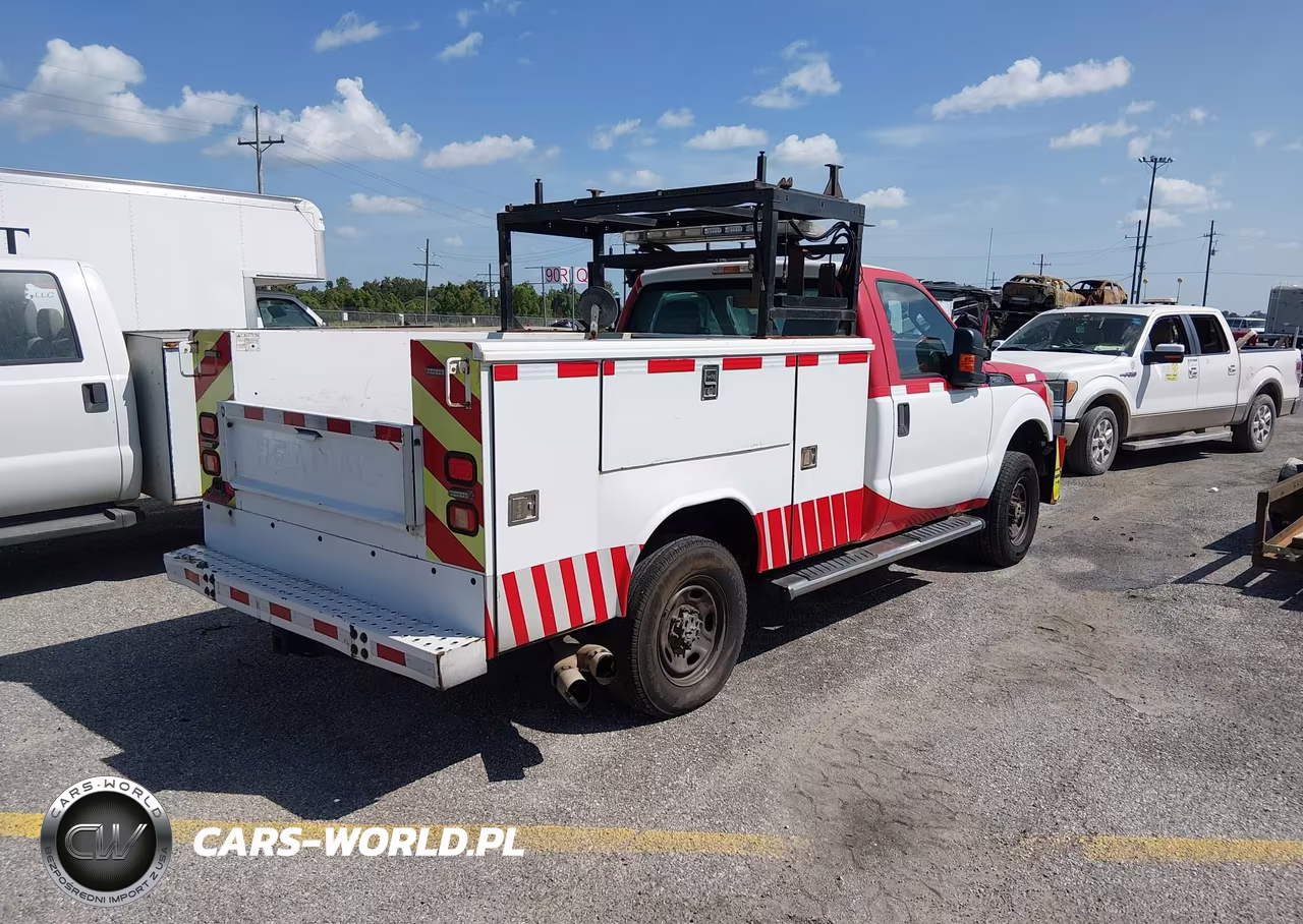 2015 Ford F-250 Xl VIN:1FDBF2BTXFEC28038 - 4