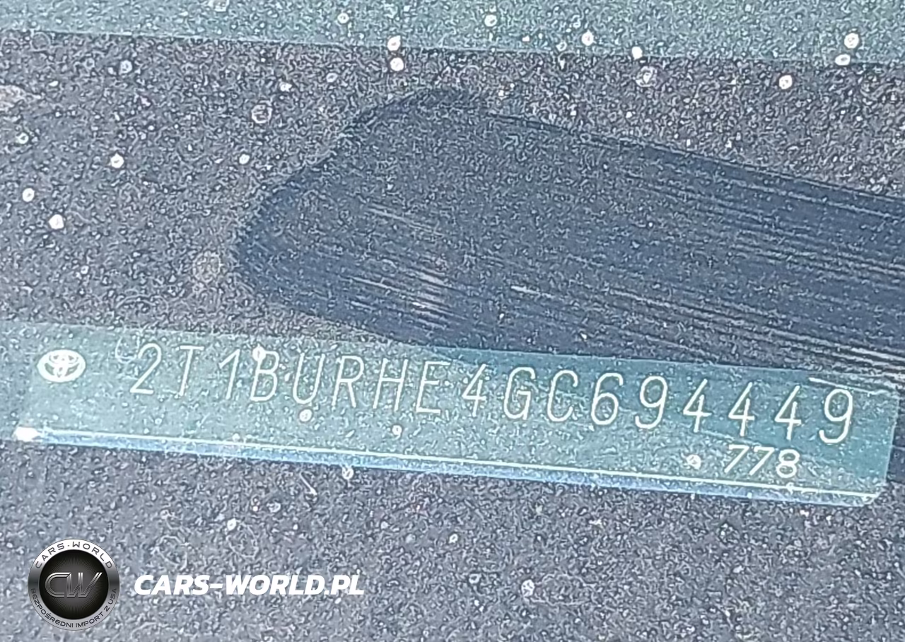 2016 Toyota Corolla S Plus VIN:2T1BURHE4GC694449 - 17