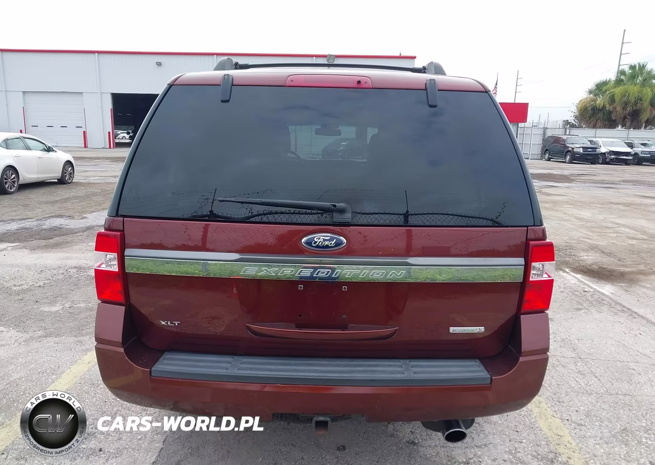 2015 Ford Expedition Xlt VIN:1FMJU1HT7FEF23228 - 16