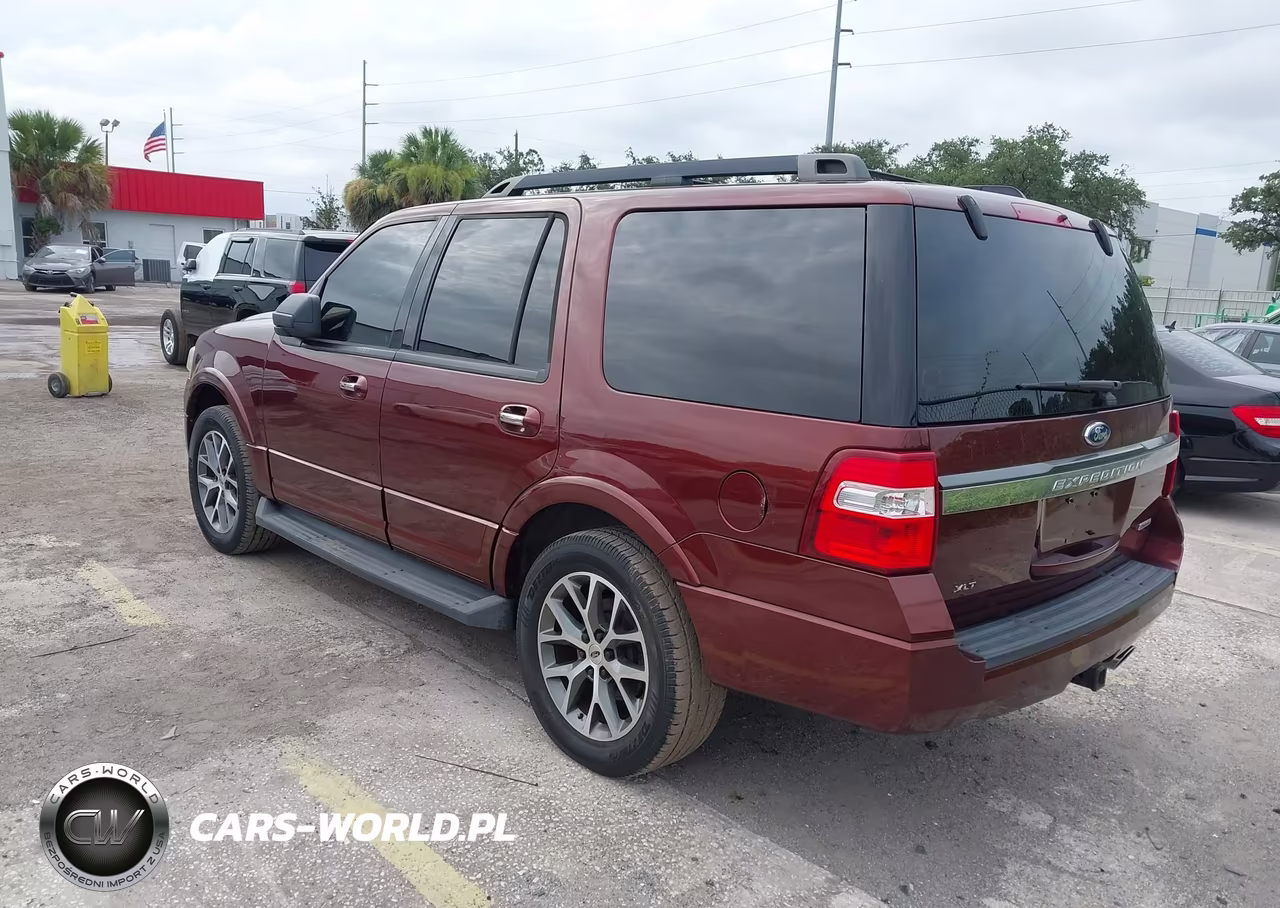 2015 Ford Expedition Xlt VIN:1FMJU1HT7FEF23228 - 3