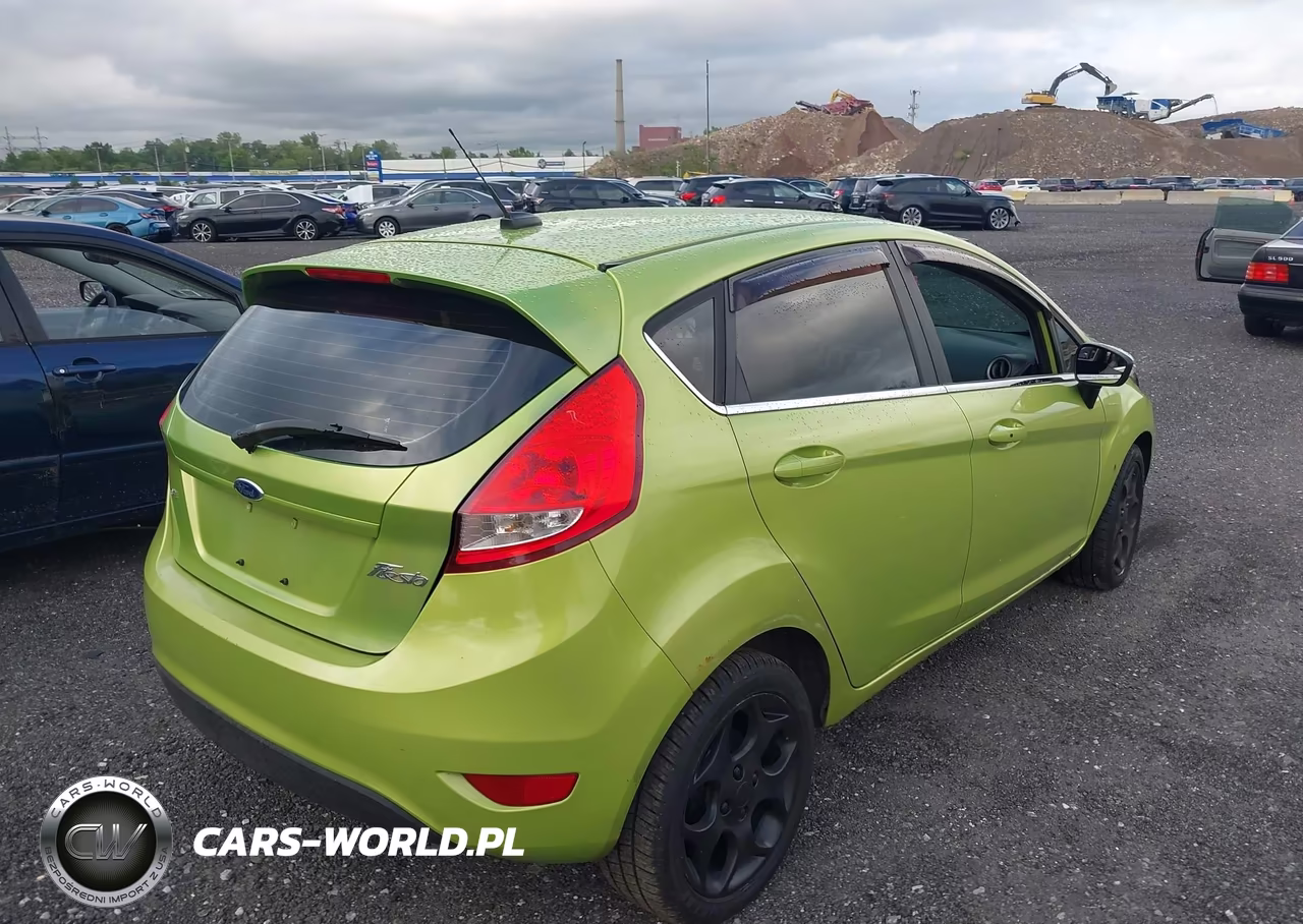2013 Ford Fiesta Titanium VIN:3FADP4FJ3DM173525 - 4