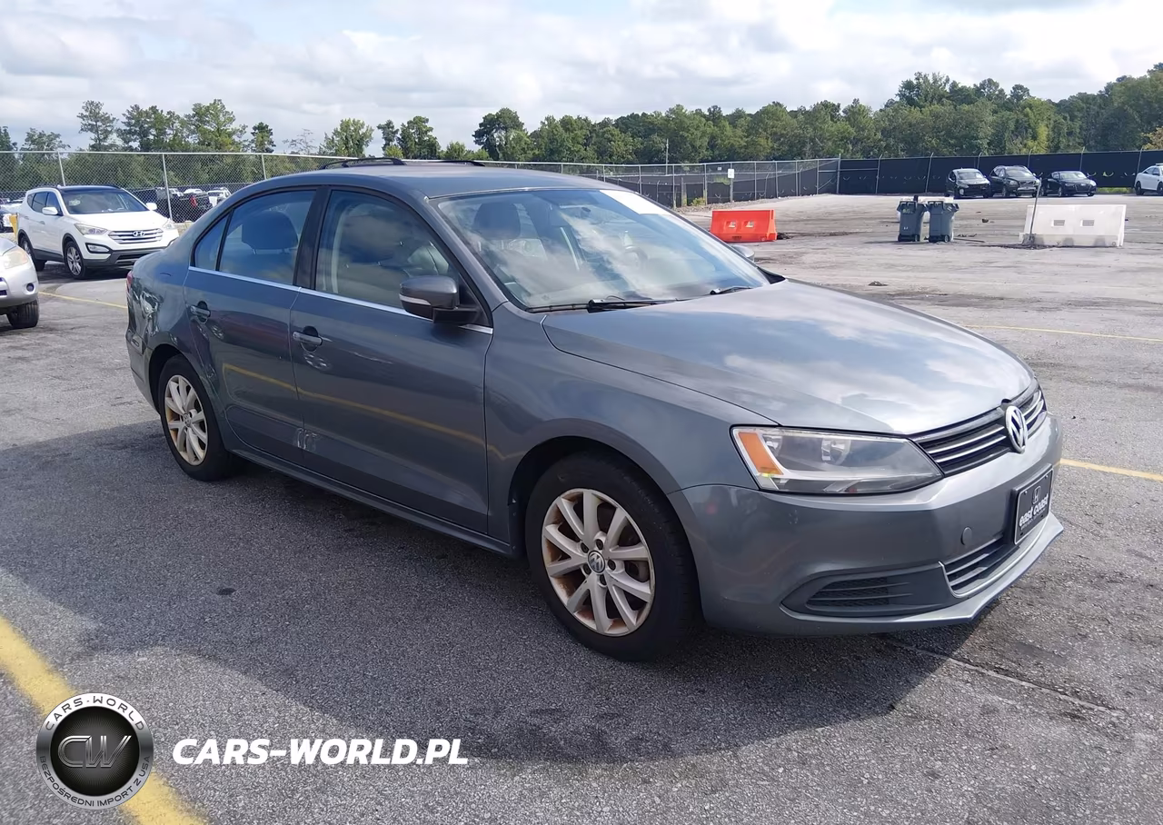 2014 Volkswagen Jetta 1.8T Se – zdjęcie 1 z 11