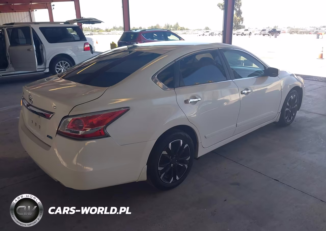 2014 Nissan Altima 2.5 S VIN:1N4AL3AP6EC292547 - 4