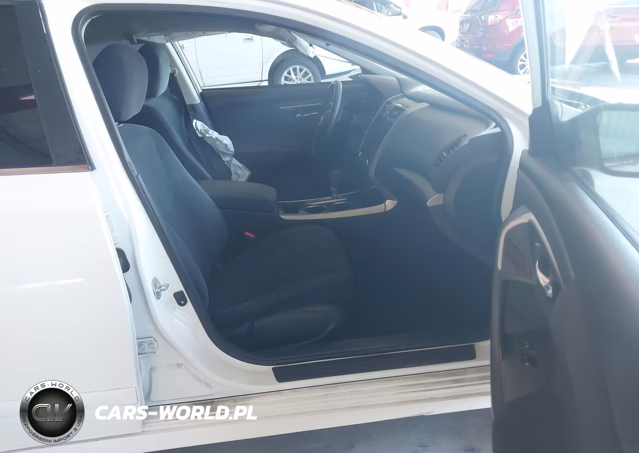 2014 Nissan Altima 2.5 S VIN:1N4AL3AP6EC292547 - 5