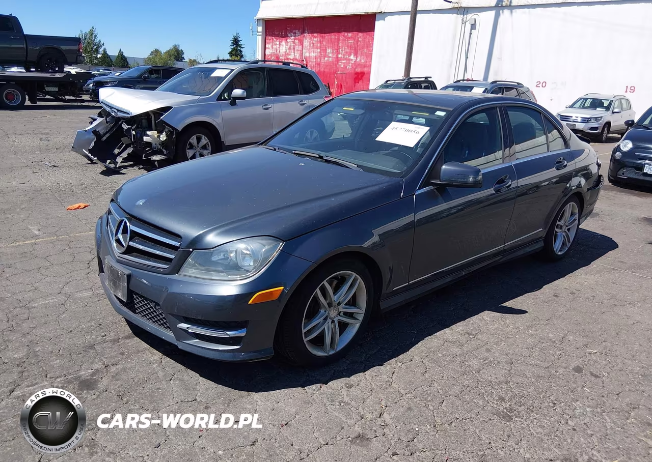 2014 Mercedes-Benz C 300 Sport 4Matic VIN:WDDGF8AB2EA895638 - 2