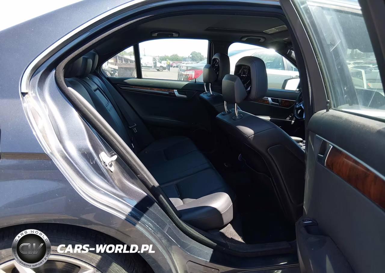 2014 Mercedes-Benz C 300 Sport 4Matic VIN:WDDGF8AB2EA895638 - 8