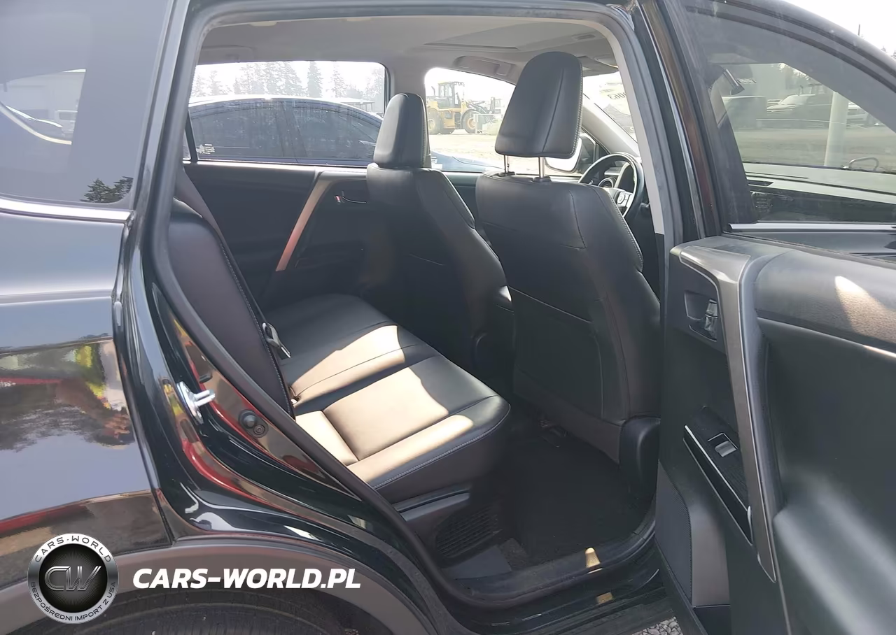 2018 Toyota Rav4 Hybrid Limited VIN:JTMDJREV7JD235660 - 18