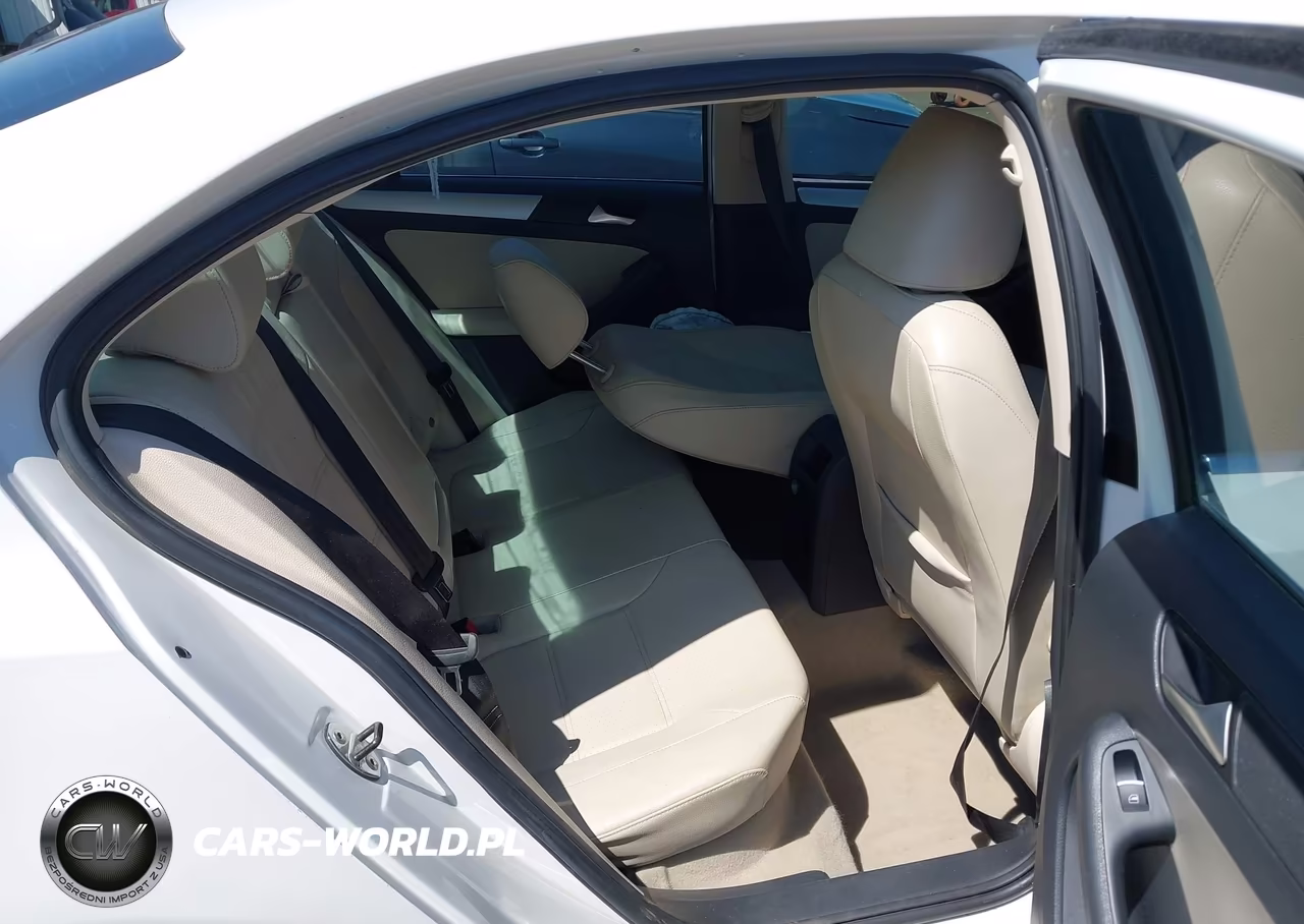 2013 Volkswagen Jetta 2.5L Se VIN:3VWDX7AJ8DM391511 - 8