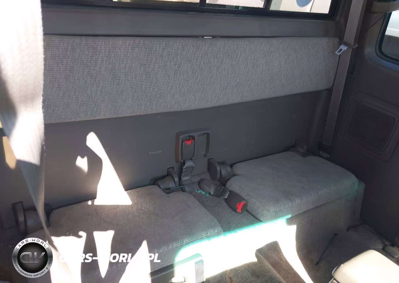 1998 Toyota Tacoma VIN:4TAVL52N4WZ007844 - 8
