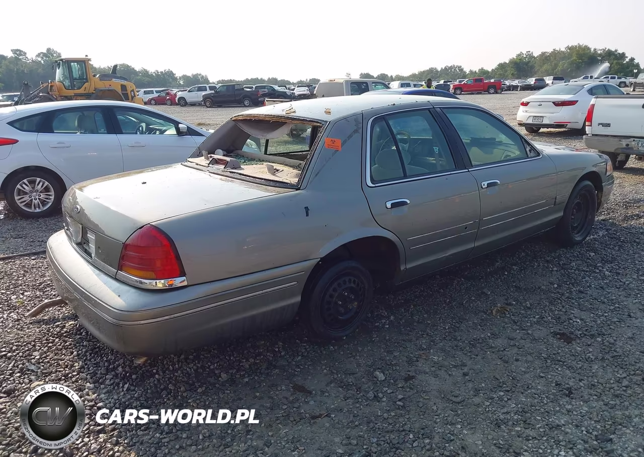 2006 Ford Crown Victoria Lx-Lx Sport VIN:2FAFP74V56X105315 - 4