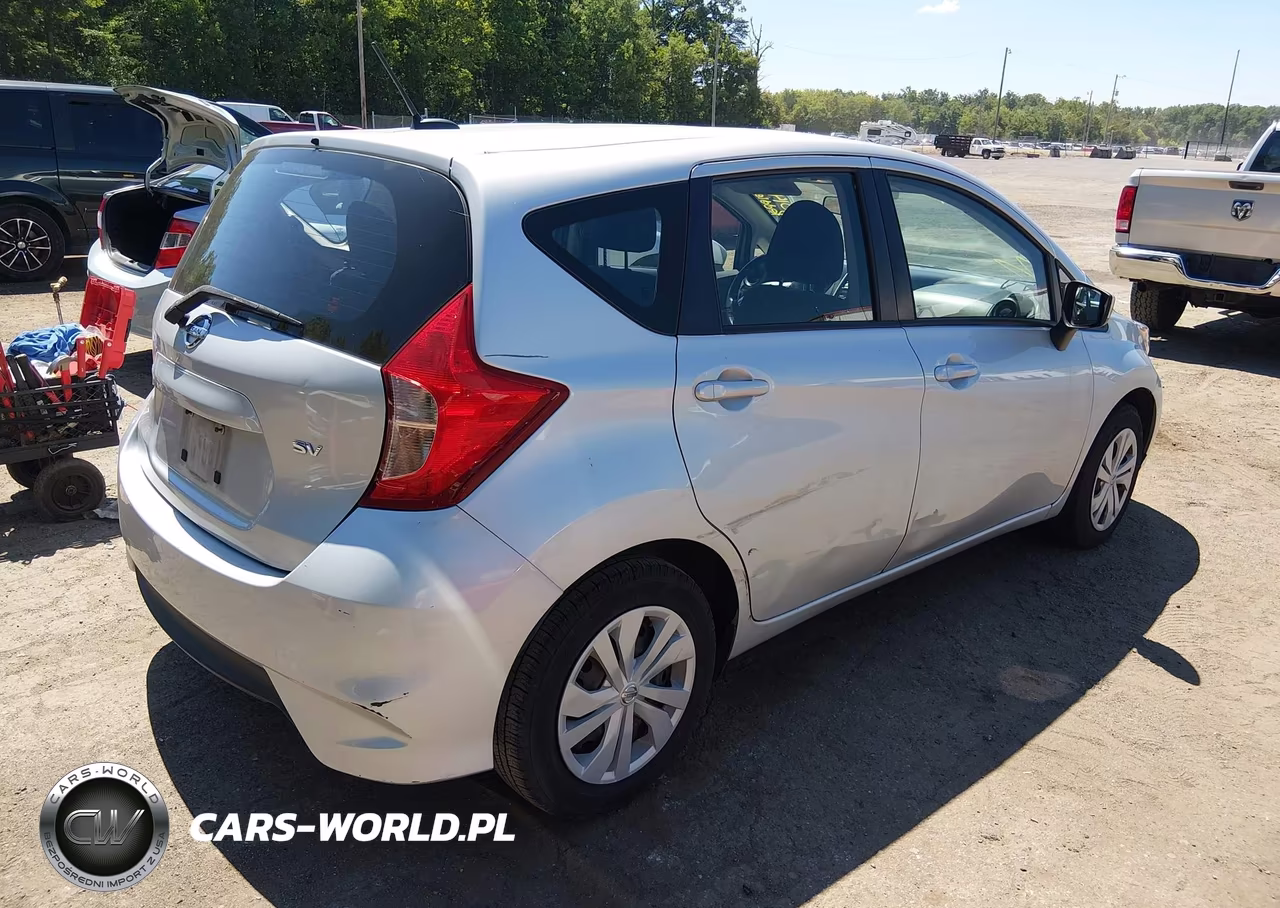 2018 Nissan Versa Note Sv VIN:3N1CE2CP5JL363288 - 4