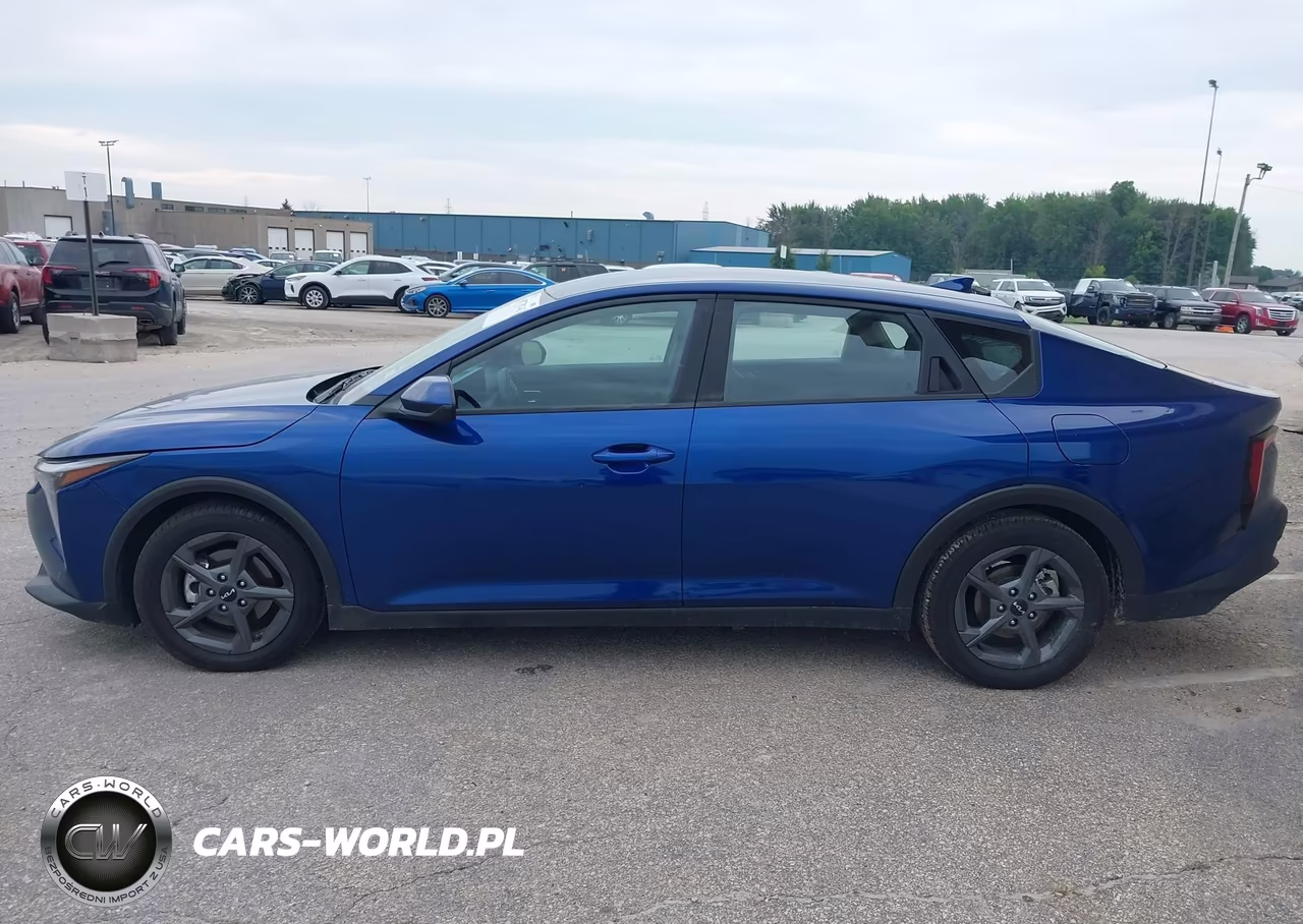 2025 Kia K4 Lxs VIN:3KPFT4DE1SE014322 - 14
