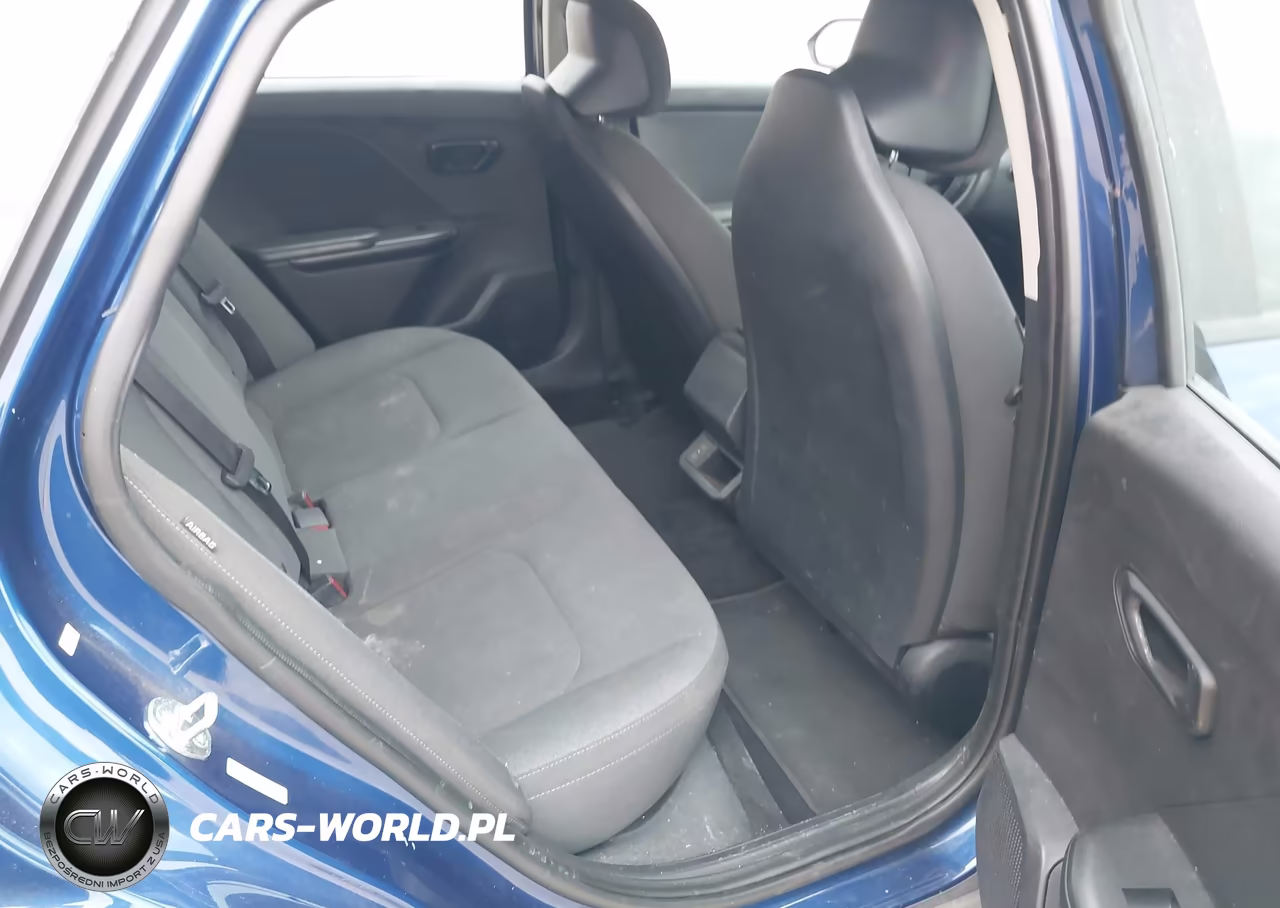 2025 Kia K4 Lxs VIN:3KPFT4DE1SE014322 - 8