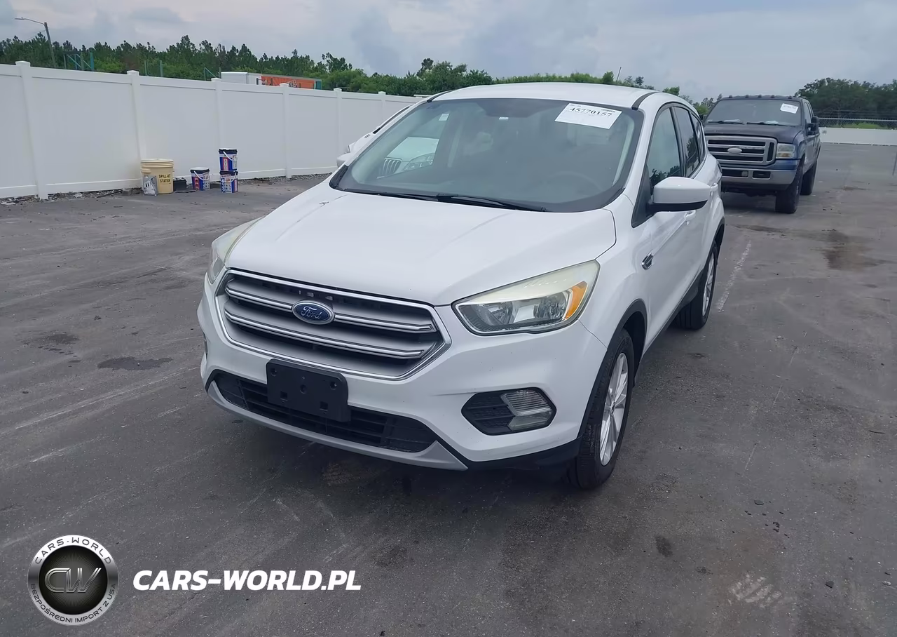 2017 FORD ESCAPE SE VIN:1FMCU9GD1HUC93888 - 2