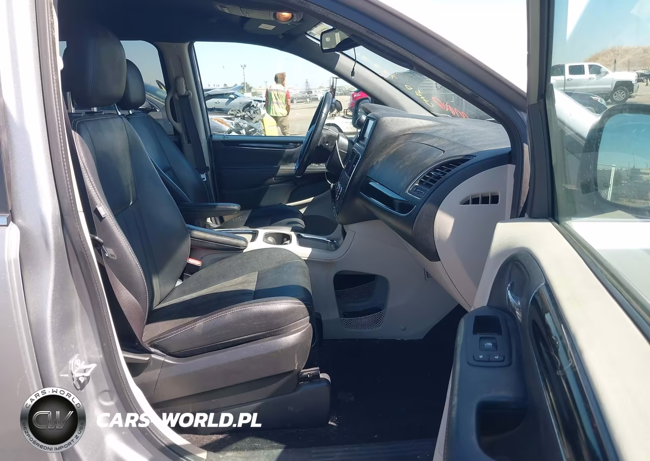 2019 Dodge Grand Caravan Sxt VIN:2C4RDGCG1KR718498 - 5