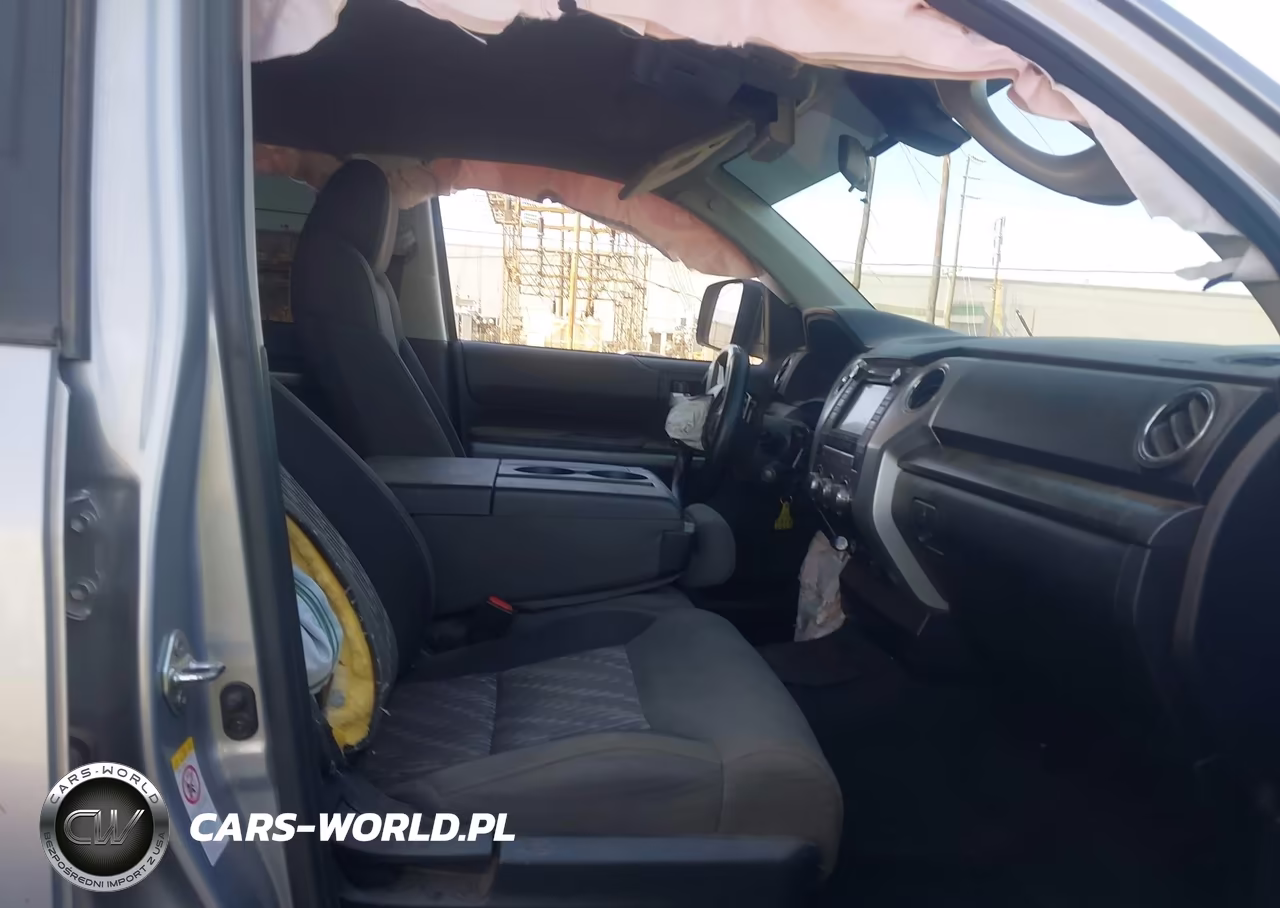 2018 Toyota Tundra Sr5 5.7L V8 VIN:5TFEY5F12JX231261 - 5