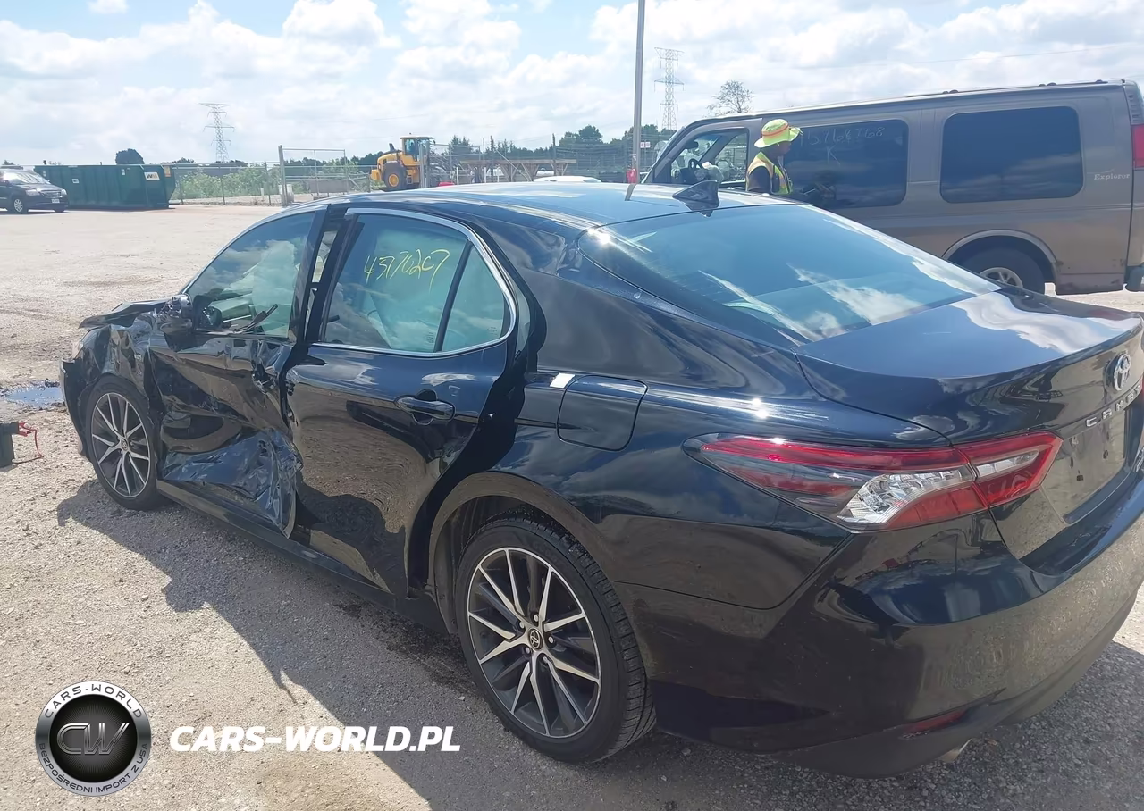 2021 Toyota Camry Xle Hybrid VIN:4T1F31AK4MU567510 - 3