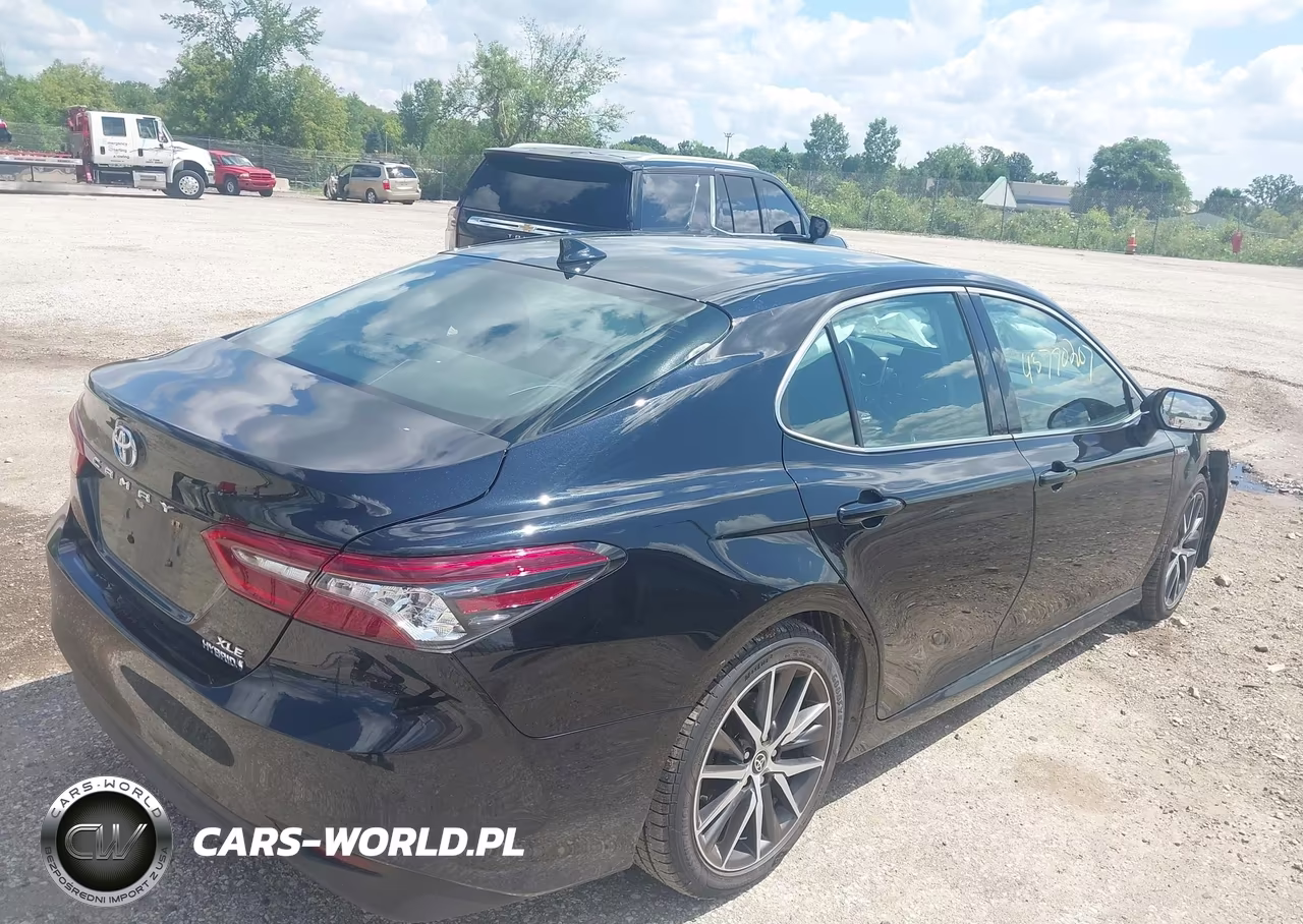 2021 Toyota Camry Xle Hybrid VIN:4T1F31AK4MU567510 - 4