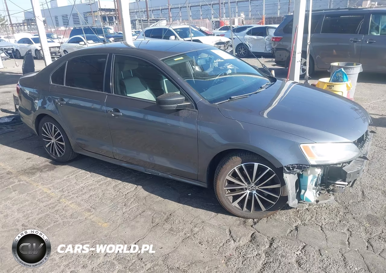 2016 Volkswagen Jetta 1.8T Sport – zdjęcie 1 z 17