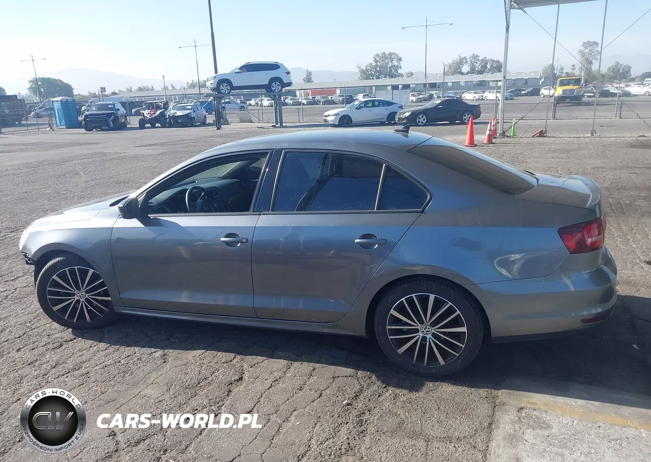 2016 Volkswagen Jetta 1.8T Sport VIN:3VWD17AJ0GM284152 - 15