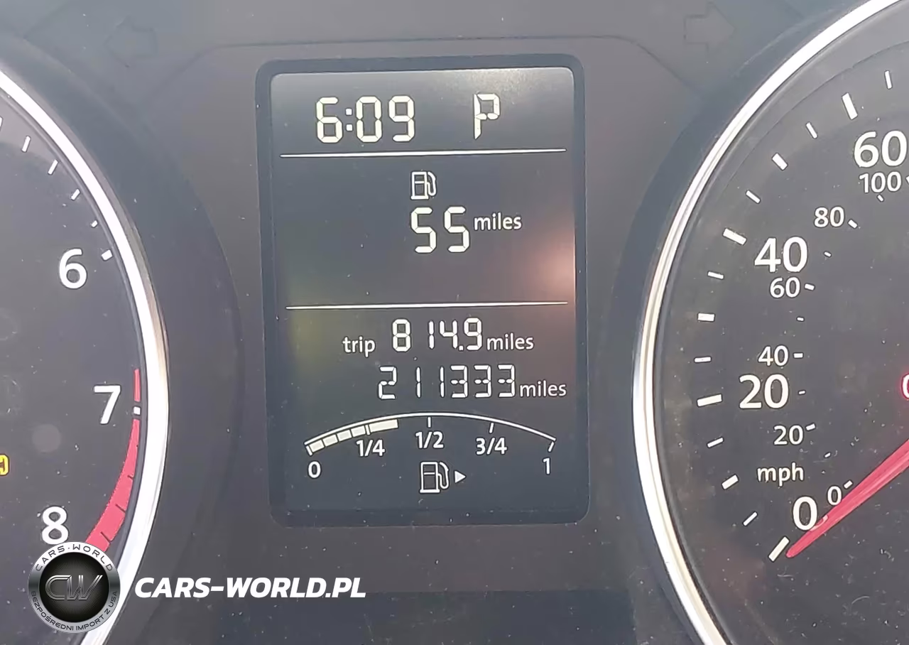 2016 Volkswagen Jetta 1.8T Sport VIN:3VWD17AJ0GM284152 - 16