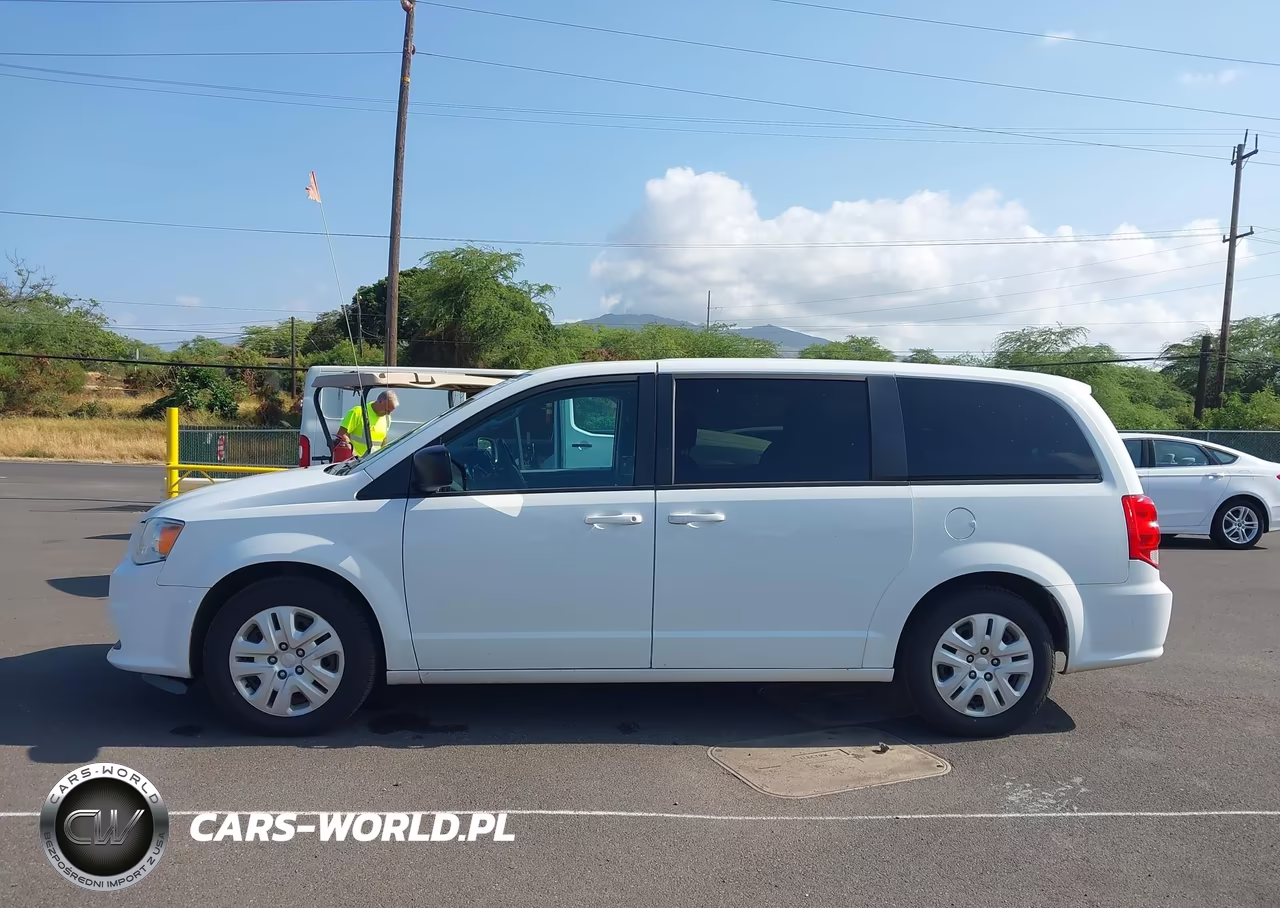 2018 Dodge Grand Caravan Se VIN:2C4RDGBG8JR318602 - 14