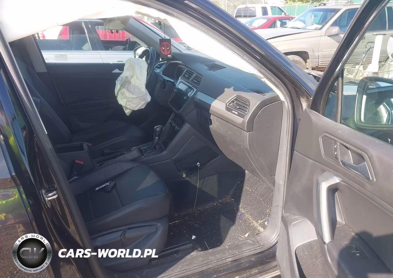 2019 Volkswagen Tiguan 2.0T Se-2.0T Sel-2.0T Sel R-Line-2.0T Sel R-Line Black VIN:3VV2B7AX1KM086833 - 5