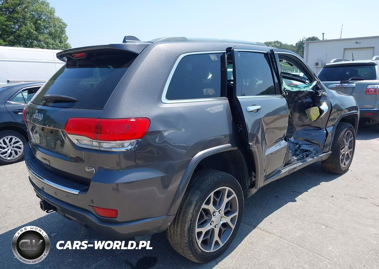 2019 Jeep Grand Cherokee Overland 4X4 VIN:1C4RJFCG9KC727767 - 4