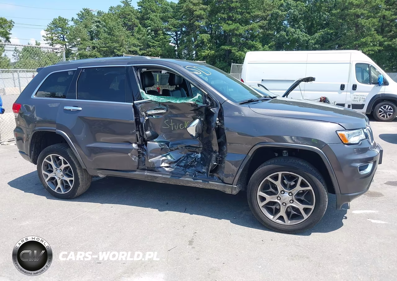 2019 Jeep Grand Cherokee Overland 4X4 VIN:1C4RJFCG9KC727767 - 6