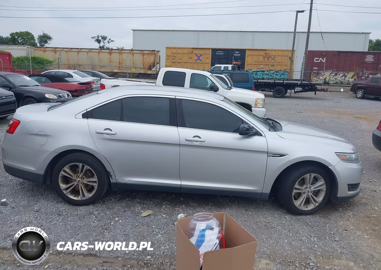 2018 Ford Taurus Se VIN:1FAHP2D8XJG118159 - 13
