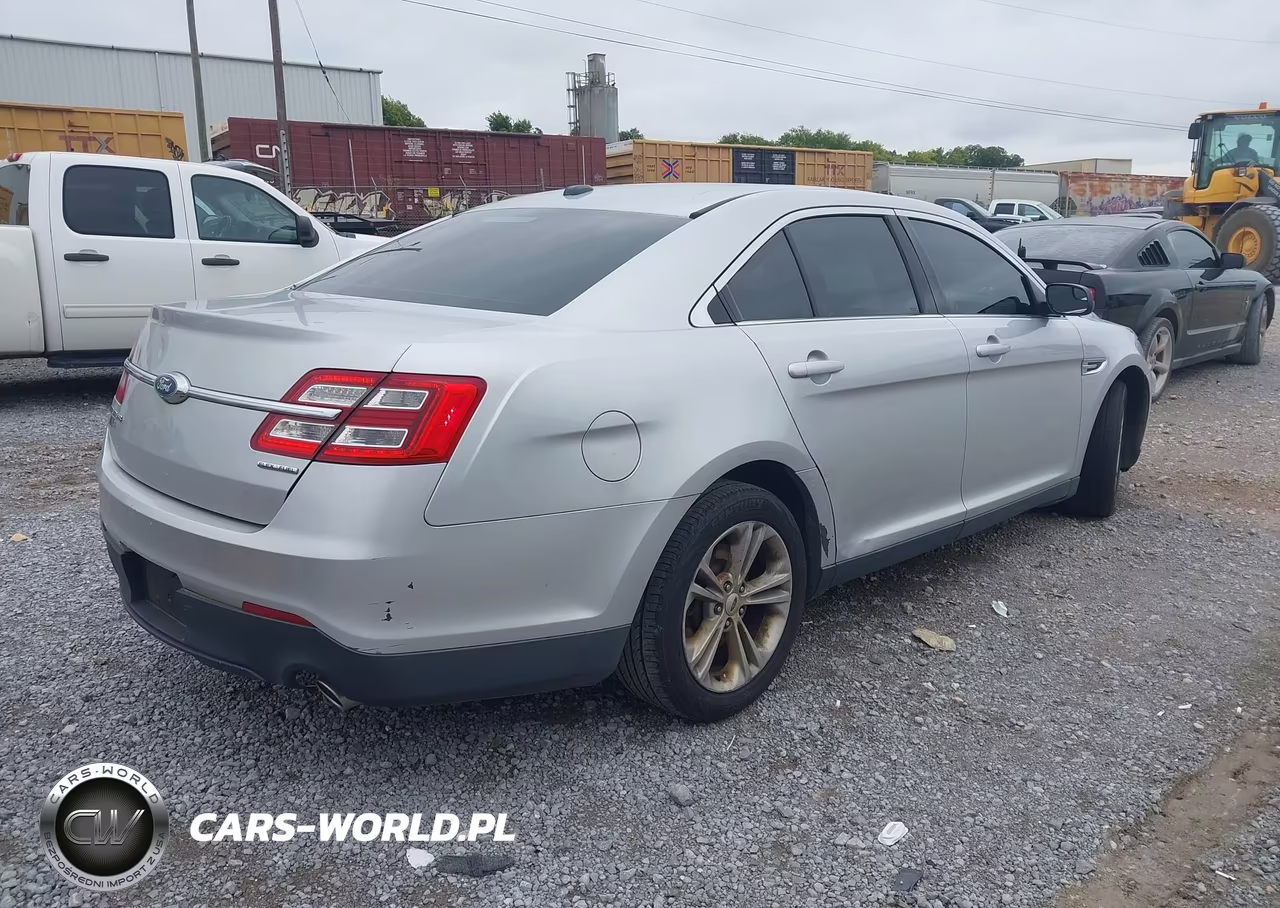 2018 Ford Taurus Se VIN:1FAHP2D8XJG118159 - 4