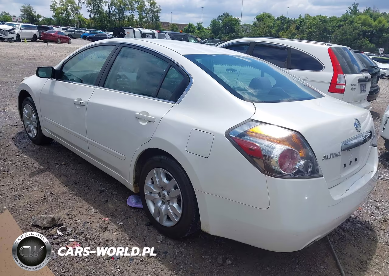 2011 Nissan Altima 2.5 S VIN:1N4AL2AP4BC182201 - 3