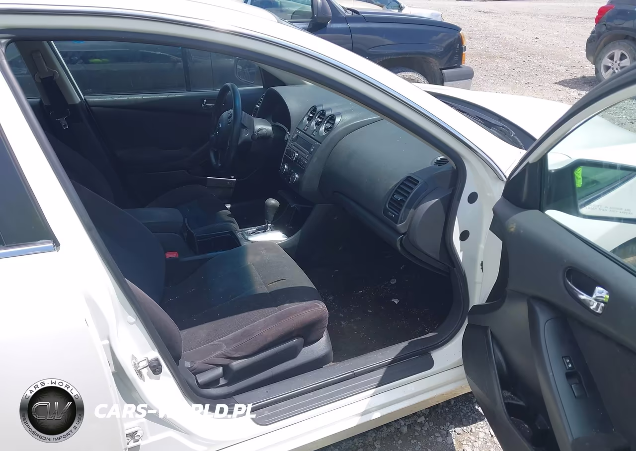2011 Nissan Altima 2.5 S VIN:1N4AL2AP4BC182201 - 5