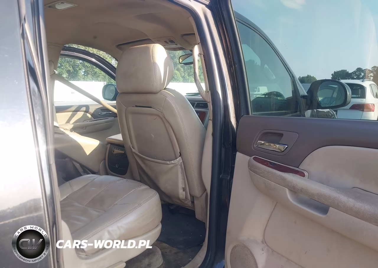 2009 Chevrolet Suburban 1500 Lt2 VIN:1GNFC26049R253777 - 8