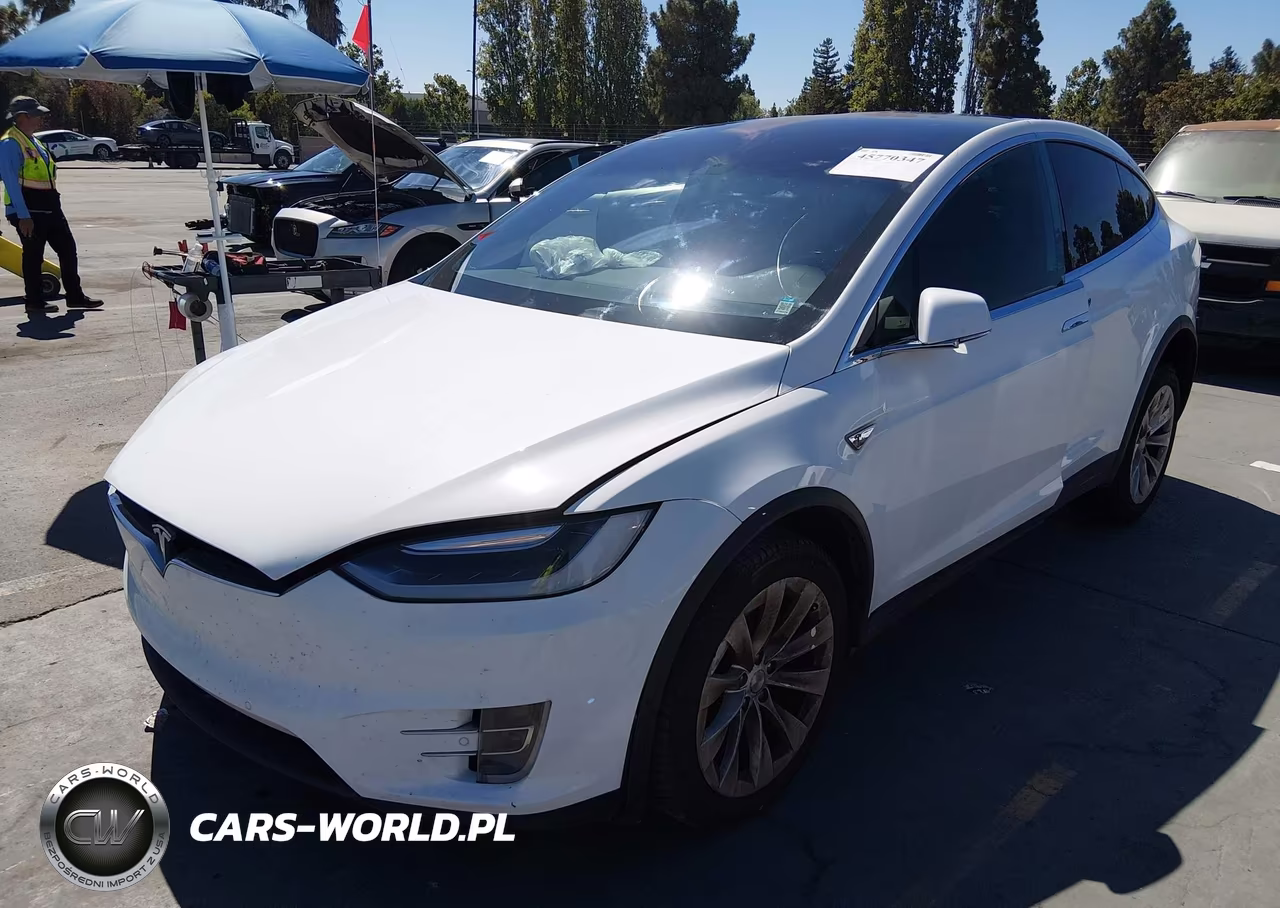 2016 Tesla Model X 60D-70D-75D-90D-P100D VIN:5YJXCBE21GF002119 - 2