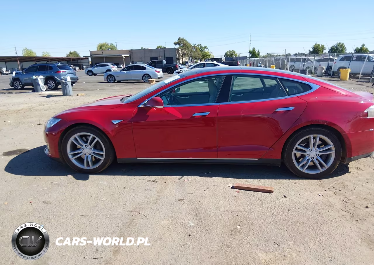 2013 Tesla Model S VIN:5YJSA1CGXDFP23074 - 14