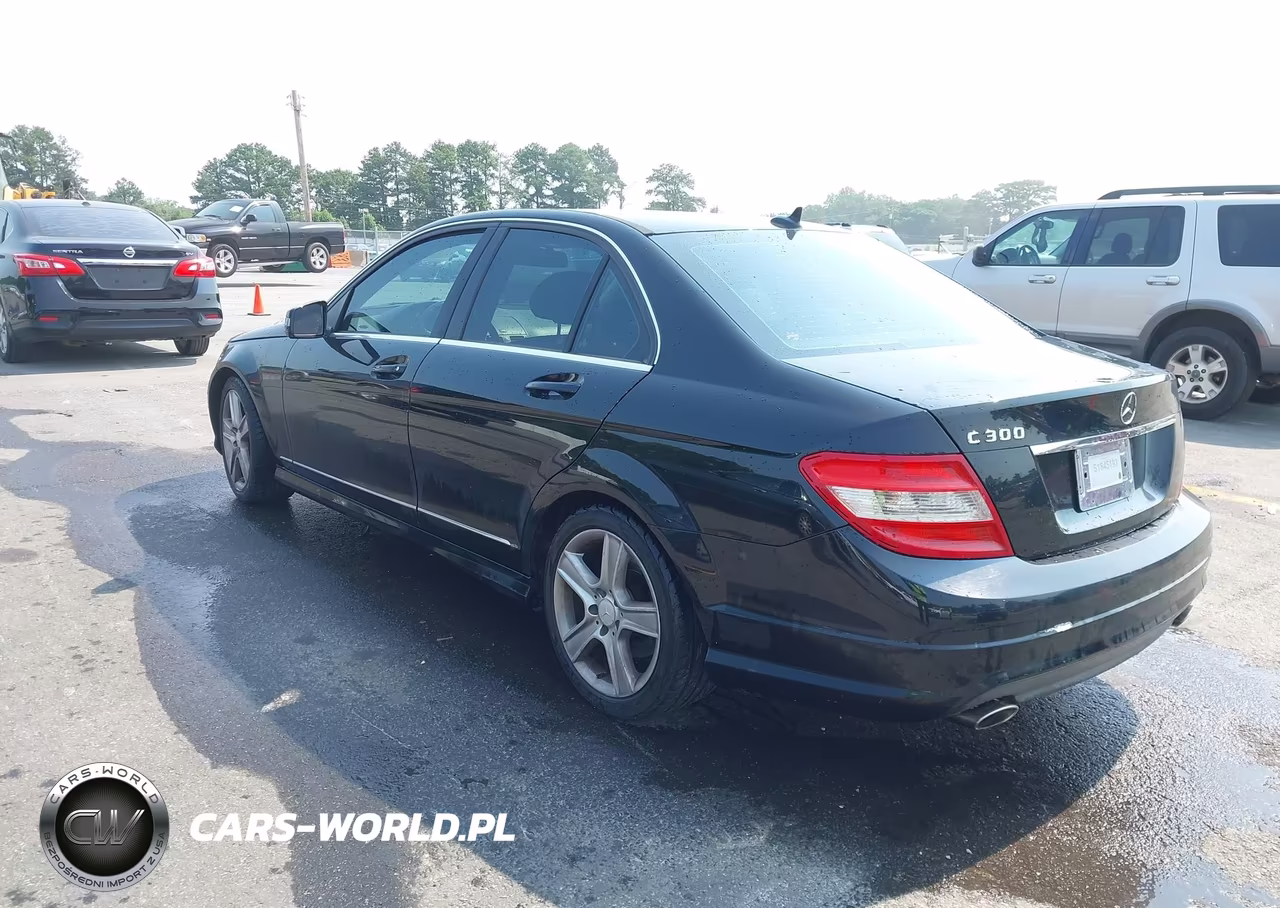 2011 Mercedes-Benz C 300 Luxury-Sport VIN:WDDGF5EB1BR170456 - 3