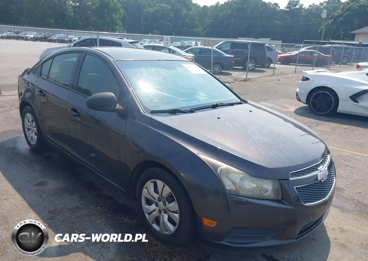 2014 Chevrolet Cruze Ls Auto – zdjęcie 1 z 11