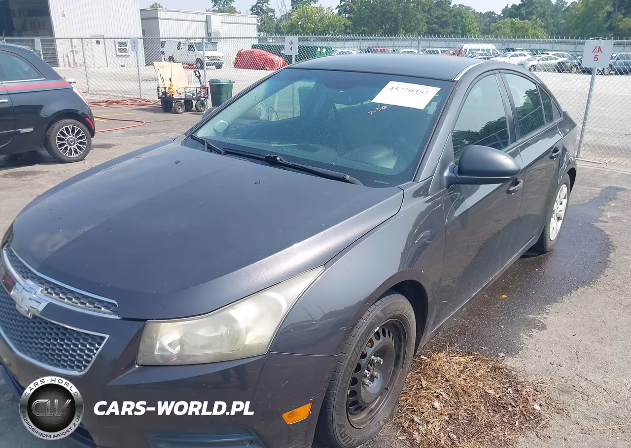 2014 Chevrolet Cruze Ls Auto VIN:1G1PA5SH2E7160352 - 6