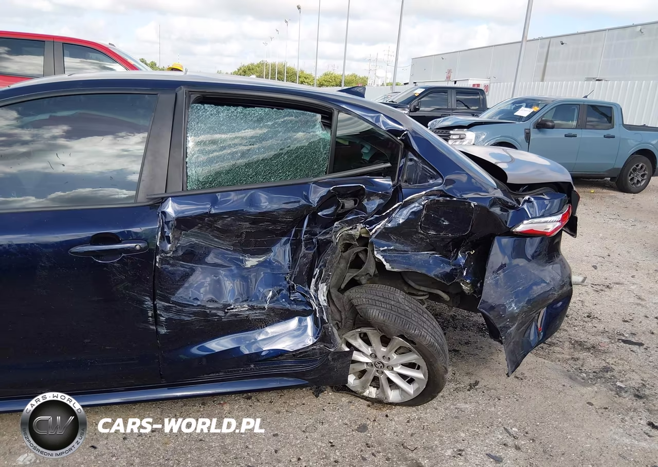 2020 Toyota Corolla Le VIN:5YFHPRAE6LP018820 - 6